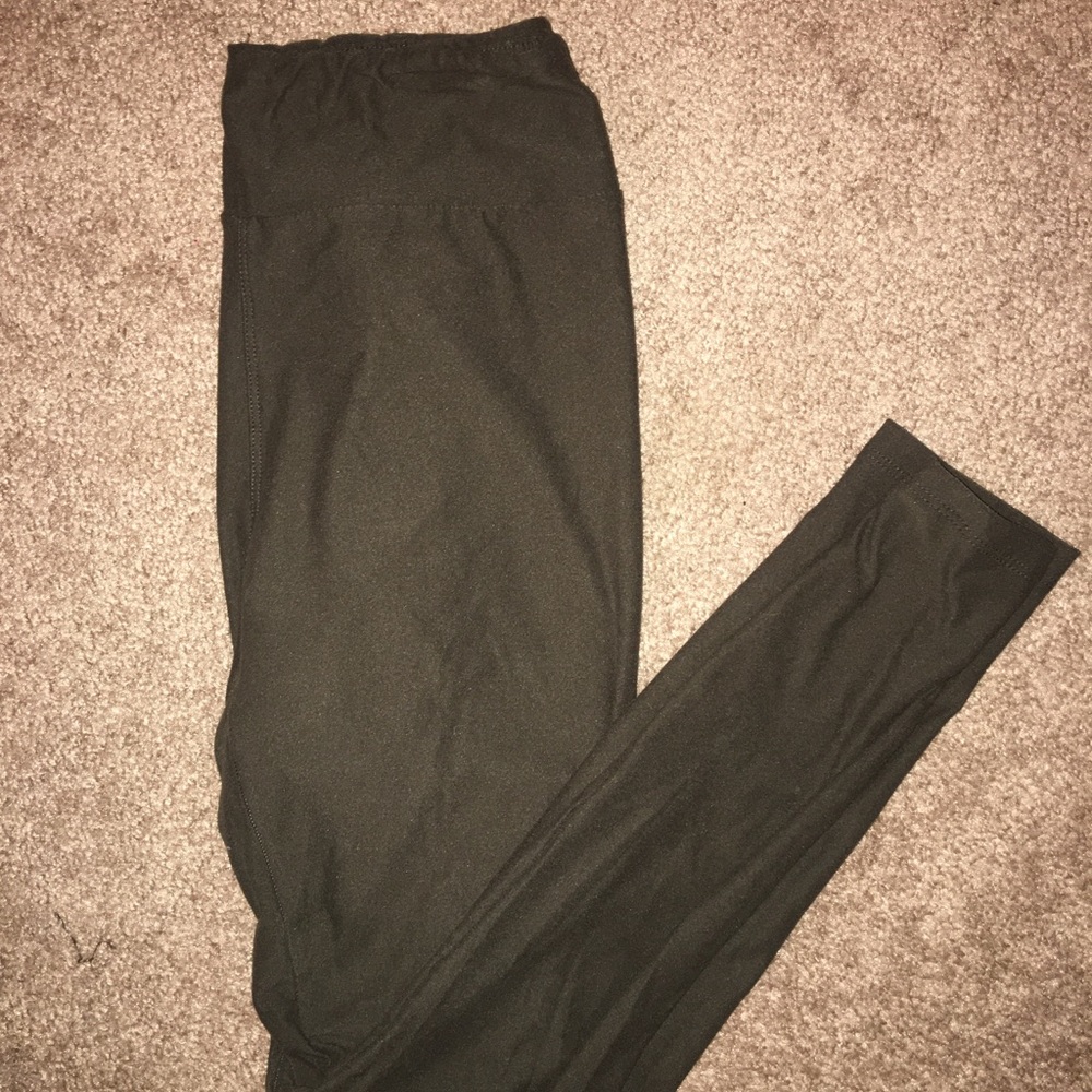 Lularoe olive green leggings